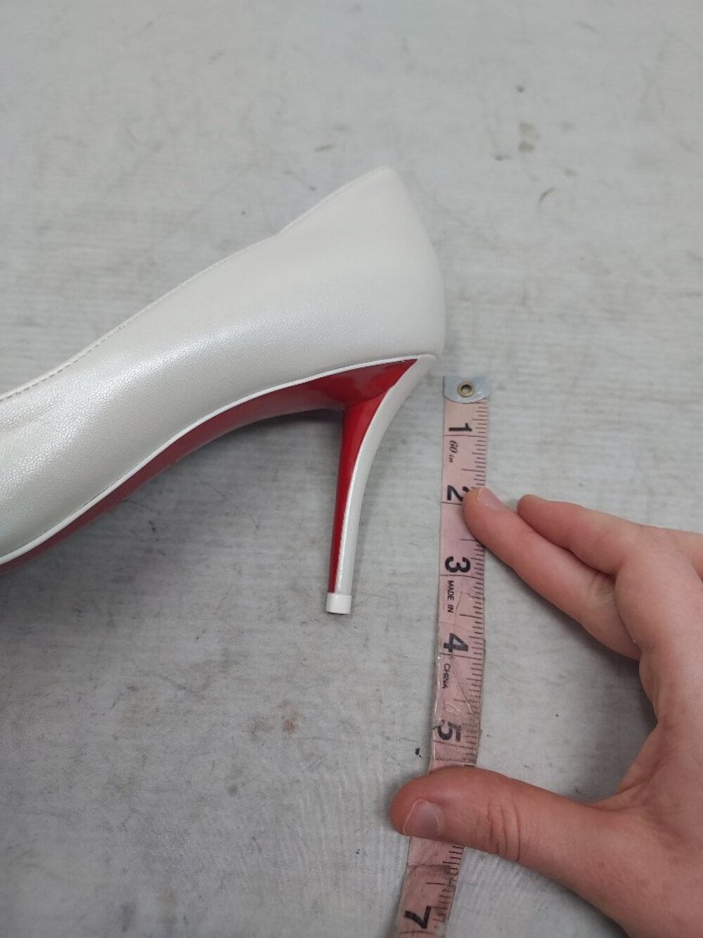 Christian Louboutin Miss Z Nappa Leather Bridal Wedding Pump - Picture 13 of 14